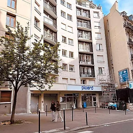 Cozy Next To The Tour Eiffel. 3* Paris
